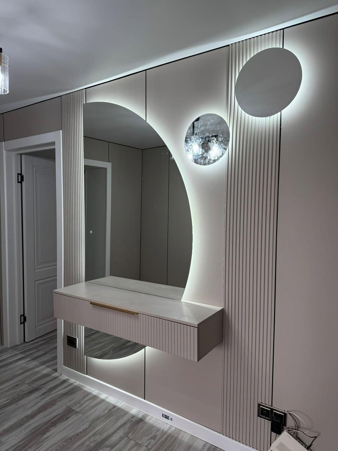 Arch-Shape Integrated Led Lighting Mirror